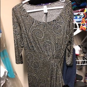 Slinky material 3/4 sleeve dress